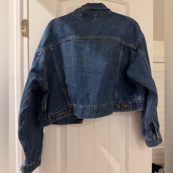 levi's cropped medium wash denim jacket - Picture 6 of 6